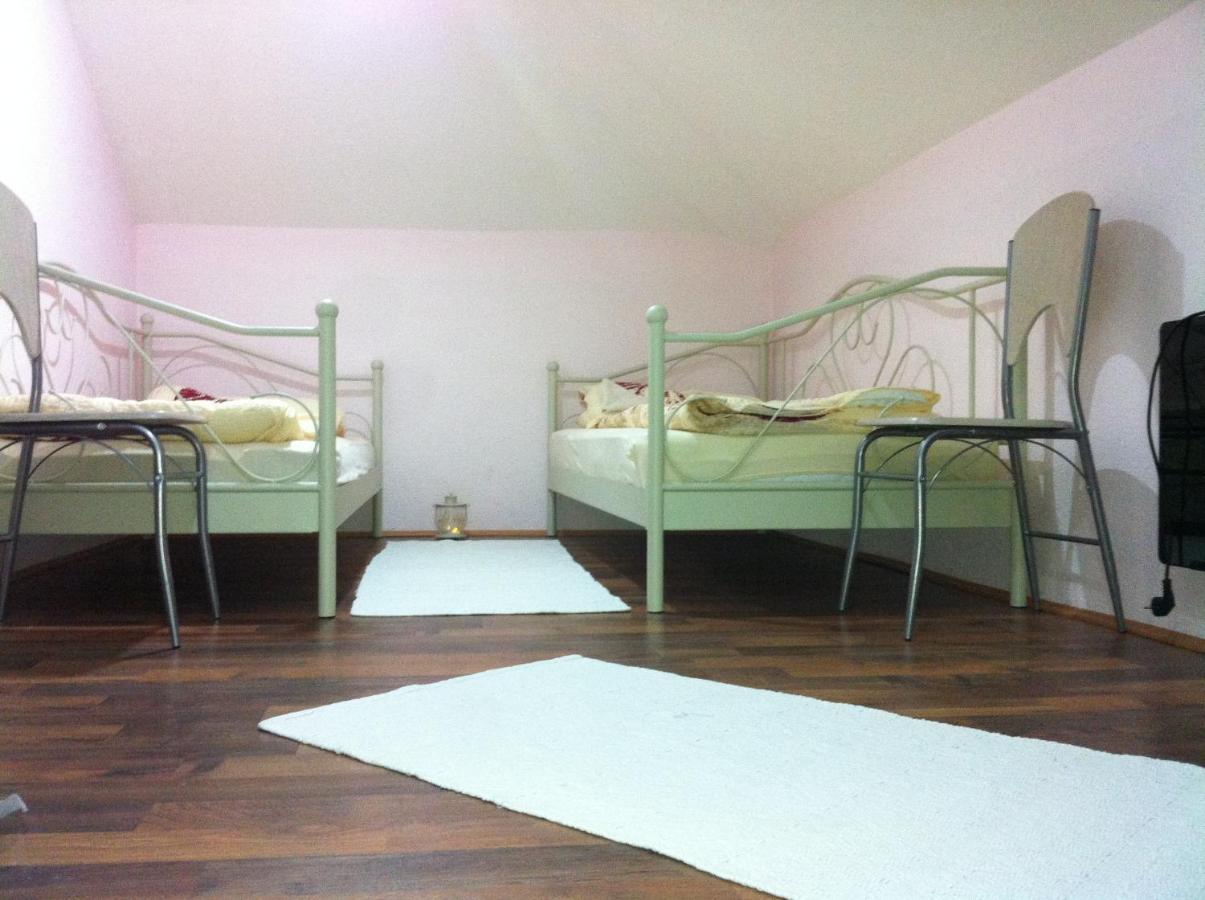 Pansion Zeyno Hotell Sarajevo Rom bilde